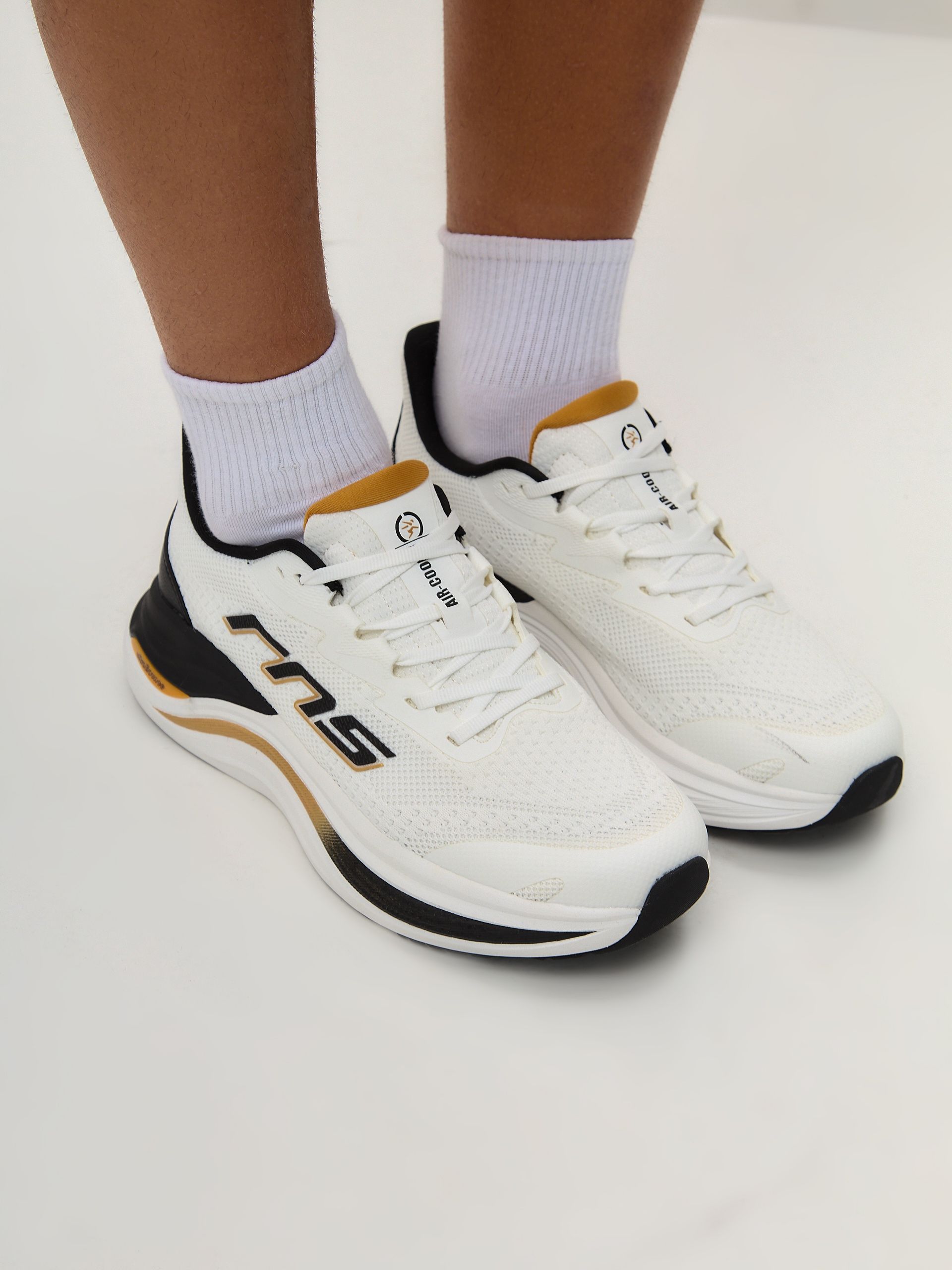Кроссовки мужские Runners RNS-251-6688 white/black