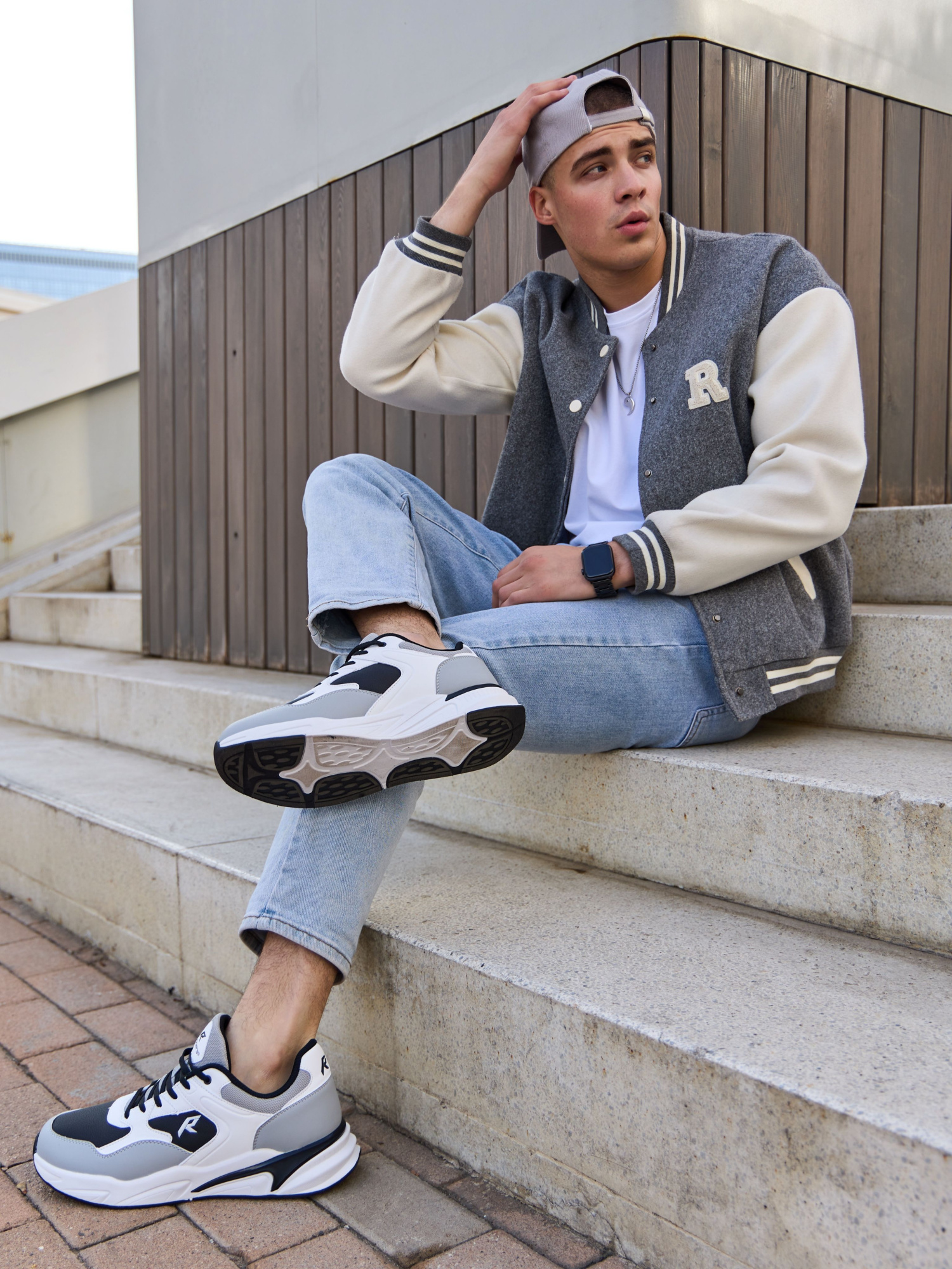 Кроссовки мужские Runners RNS-242-6462 lt.grey/black