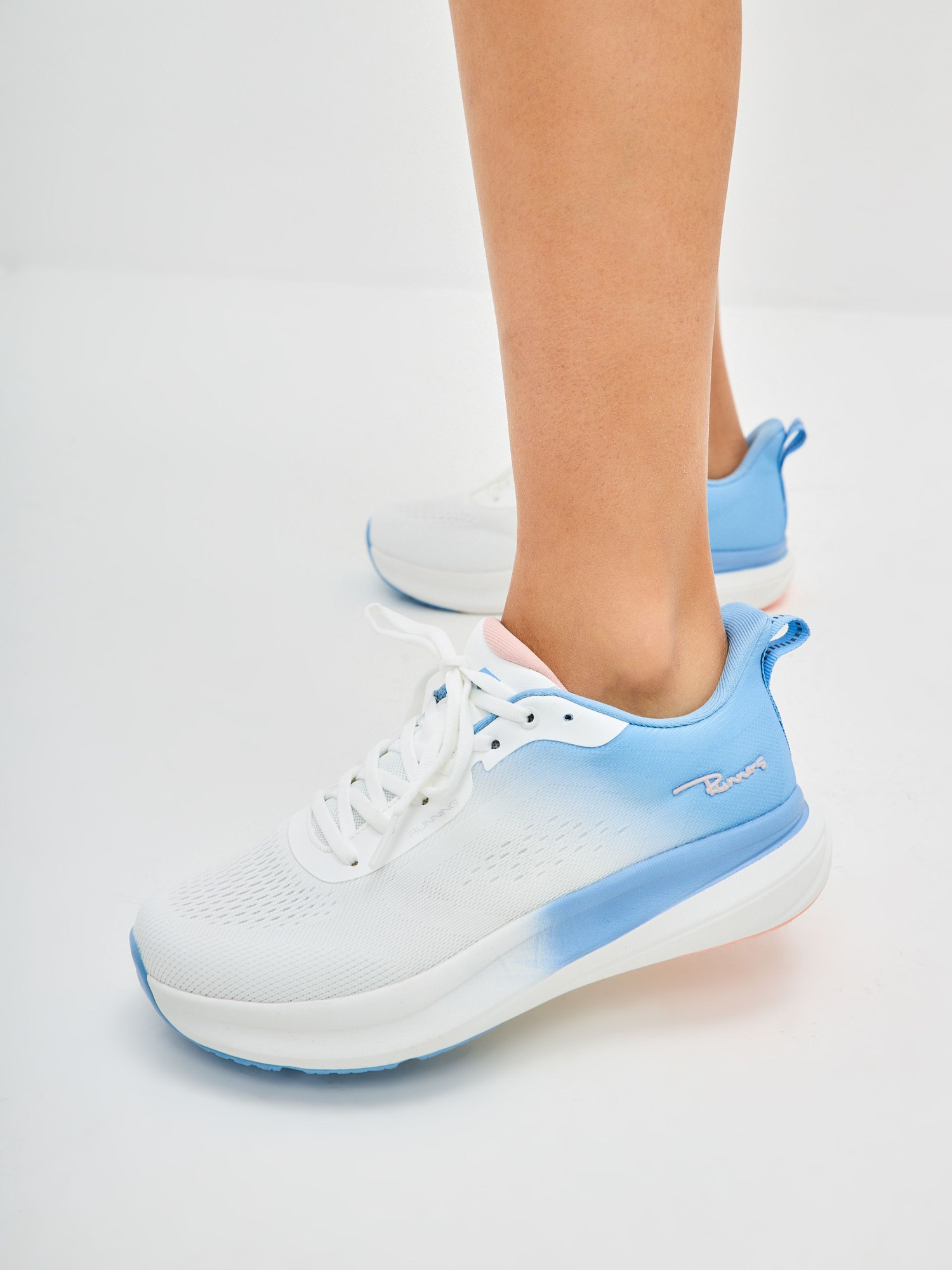 Кроссовки женские Runners RNS-241-5922 white/blue